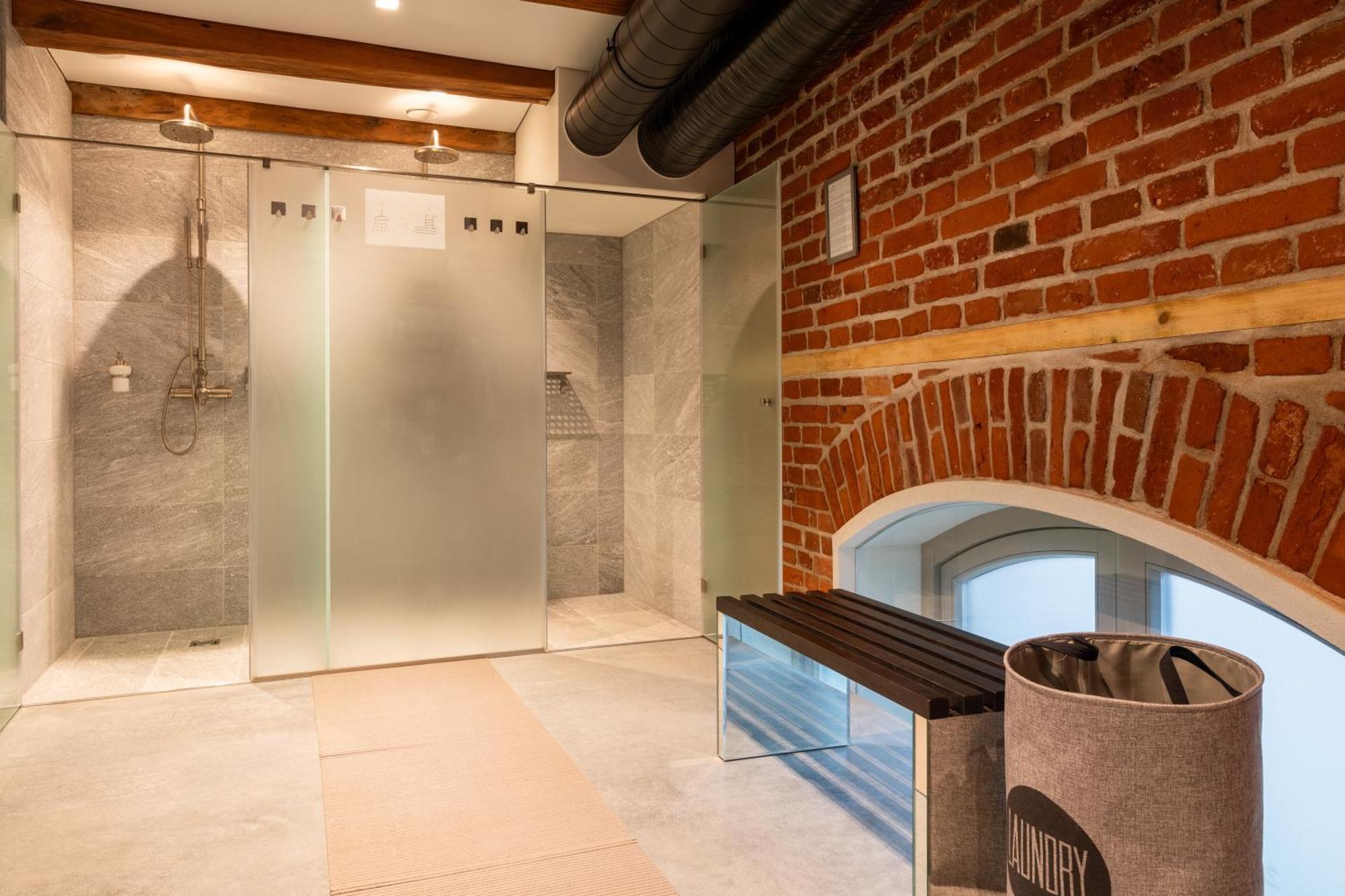 Отель Michaelson Boutique & Bricola
